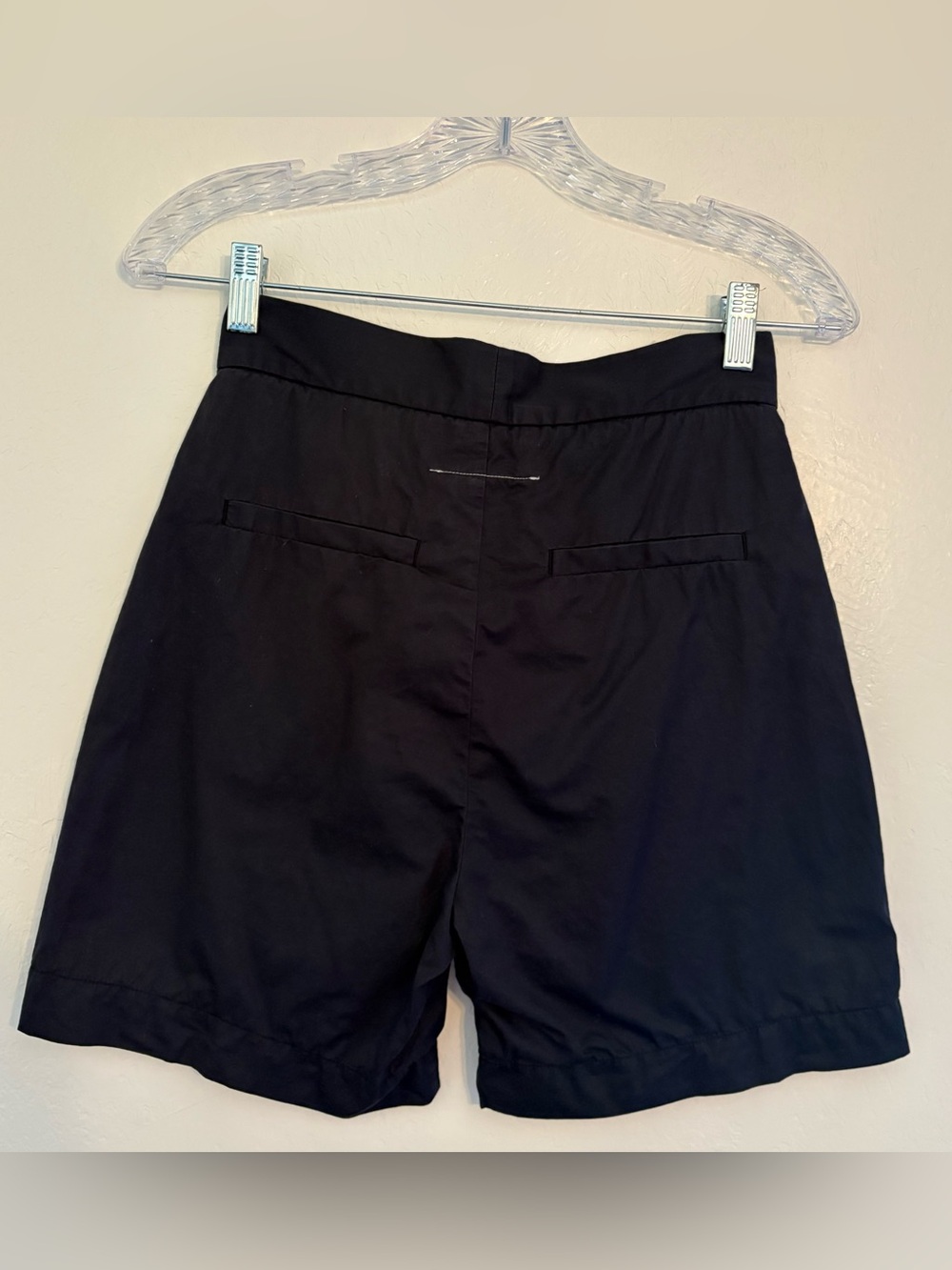 MM6 Maison Martin Margiela Women’s size 36Pleated Bermuda Shorts High Rise